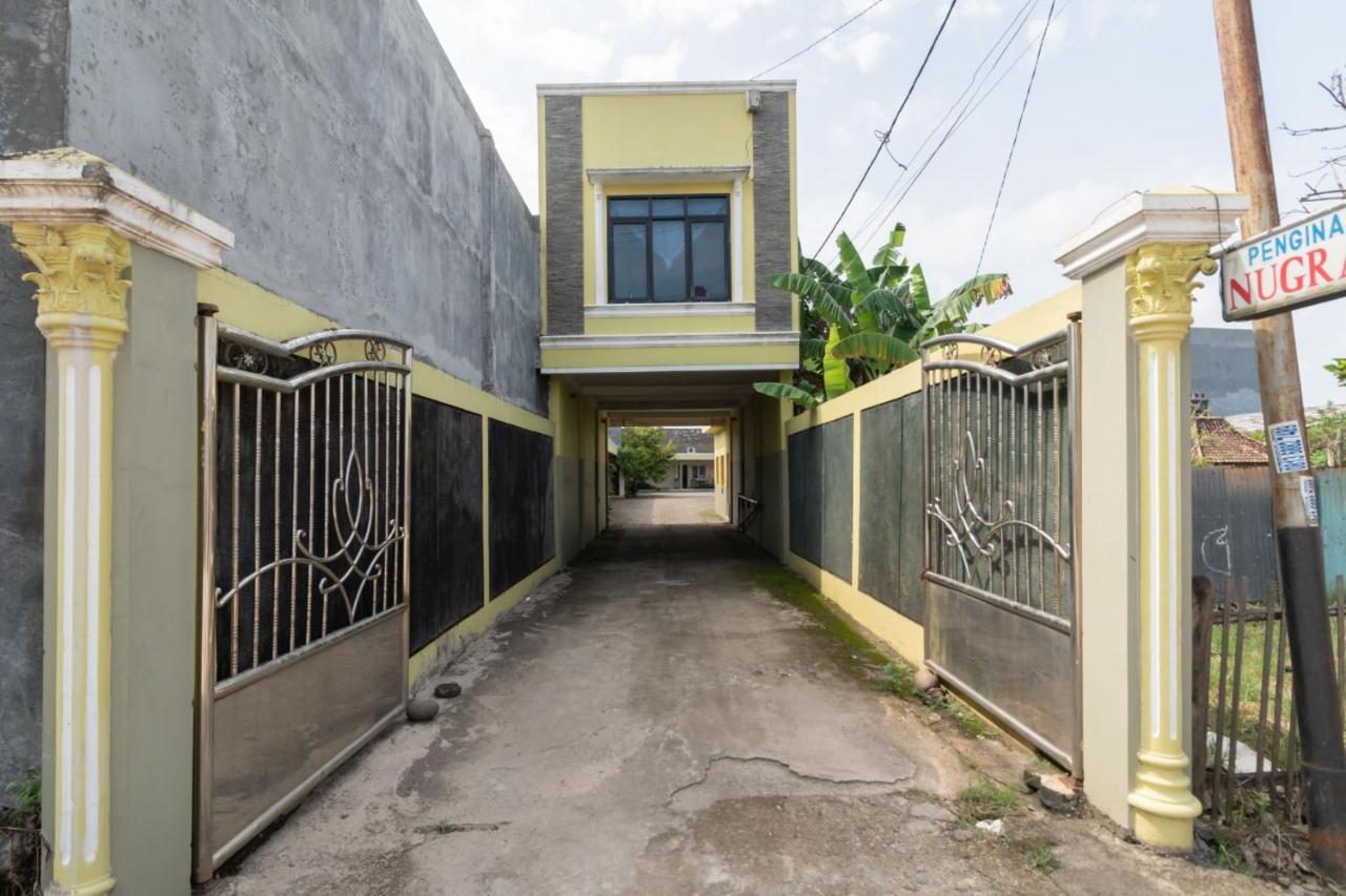 Urbanview Hotel Nugraha Palembang By Reddoorz Esterno foto
