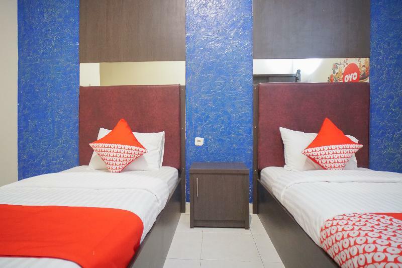 Urbanview Hotel Nugraha Palembang By Reddoorz Esterno foto